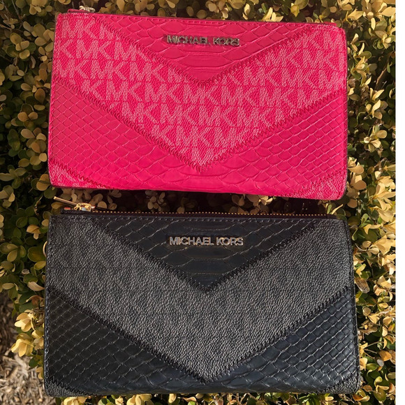 New Michael Kors Double Zip Wristlet Phone Wallet - Picture 1 of 8